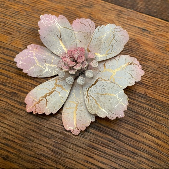 Vintage Cream Crackle & Pink Metal Brooch Pin 3” Mid-Century - Picture 1 of 5
